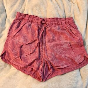 American Eagle Outfitters Pink Floral Women Shorts